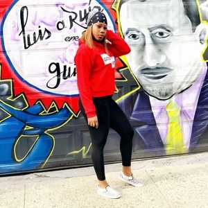 Meet your Posher, Awa margo